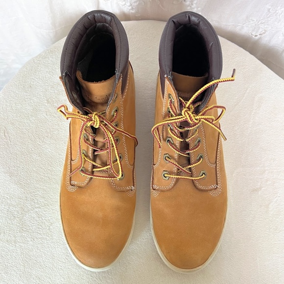 Tiimberland Women's Dausette Sneaker Boots Size 9M 🎉 Host Pick 3X - Picture 4 of 11